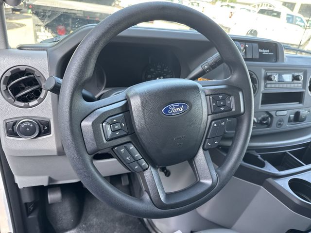 New 2027 White Ford 16FT BOX/LIFTGATE image 23