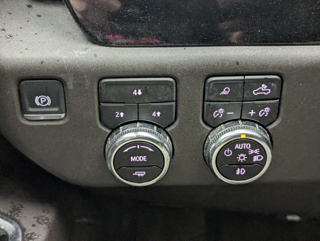 2024 Sterling Metallic GMC Sierra 2500HD SLE 4X4 Truck