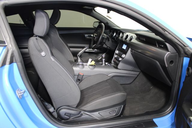 2022 Ford Mustang GT photo
