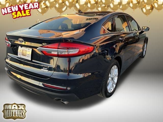 2020 Ford Fusion SE 10