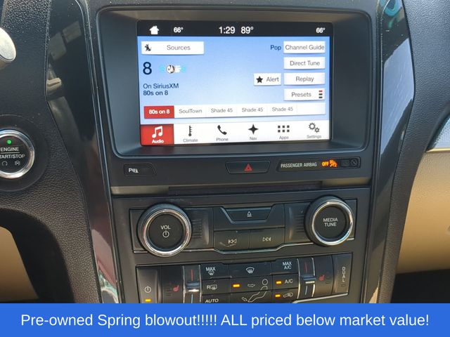 Used 2017 White Ford XLT image 29