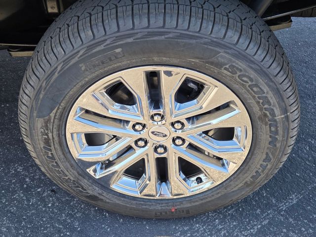 New 2026 Ford F-150 XLT 4D SuperCrew