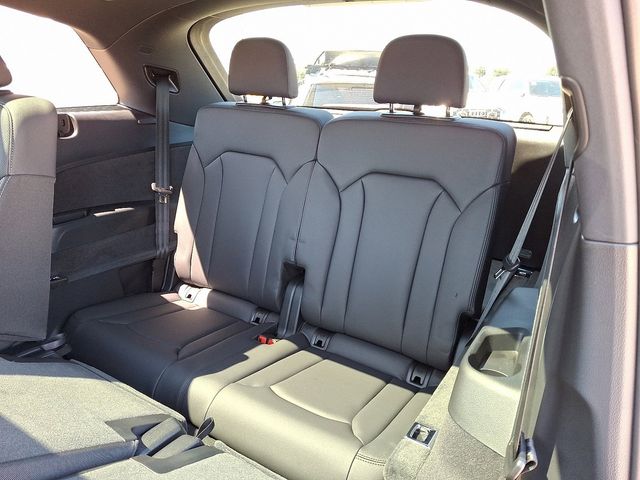 2025 Audi Q7 Premium Plus - Photo 9