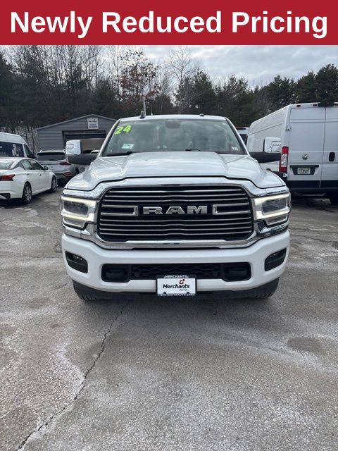 2024 RAM 2500 Laramie Crew Cab 4WD