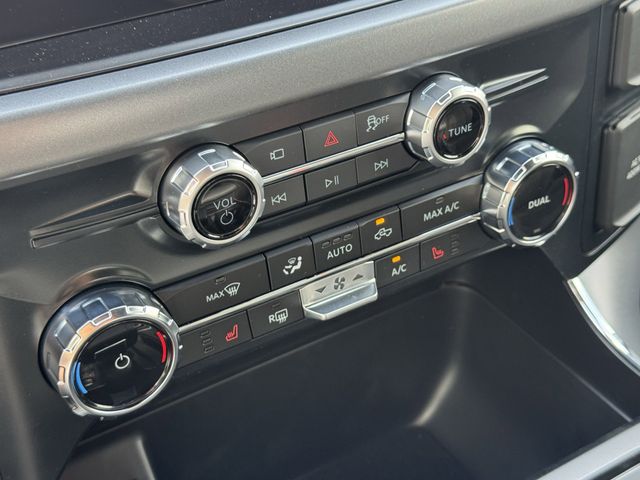 New 2026 White Ford XLT image 19