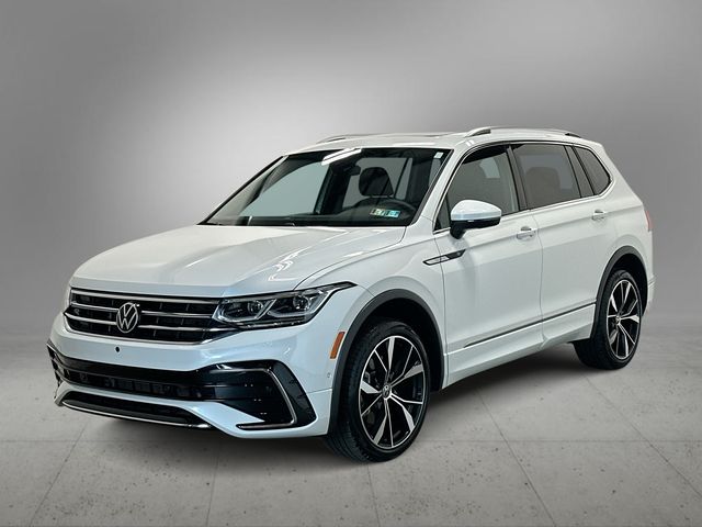 Pure White 2022 Volkswagen Tiguan SUV / Crossover All-Wheel Drive 8-Speed Automatic