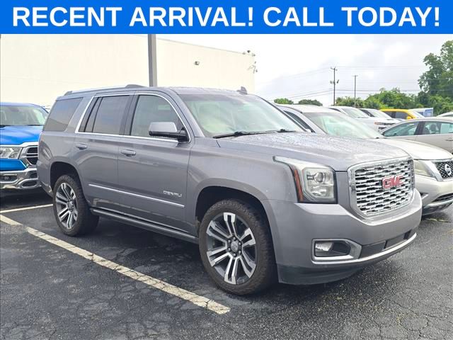 Gray (Steel Metallic) 2019 GMC Yukon Denali 4WD SUV / Crossover Four-Wheel Drive
