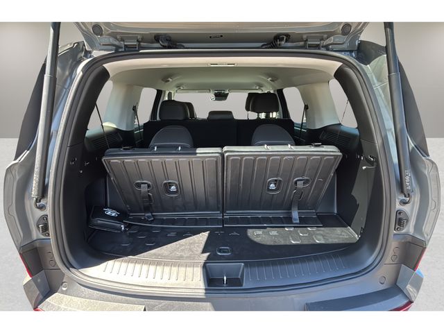 Used 2025 Gray Hyundai SEL image 31