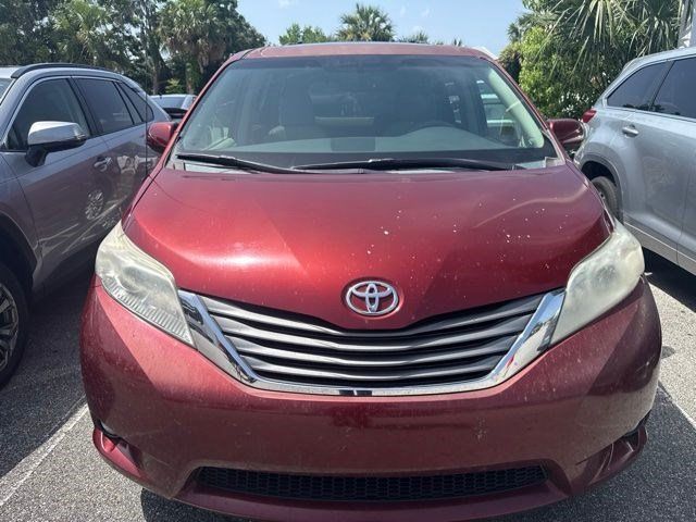 Used 2013 Toyota Sienna XLE with VIN 5TDYK3DC9DS316423 for sale in DeLand, FL