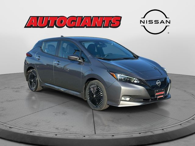 2023 Nissan LEAF SV Plus FWD
