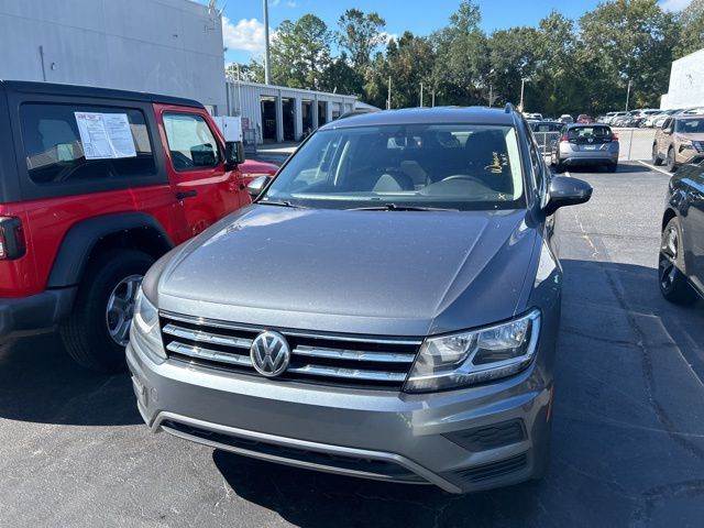 2020 Volkswagen Tiguan 2.0T SE 2