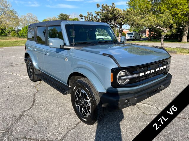 2025 Ford Bronco Outer Banks 4x4's photo
