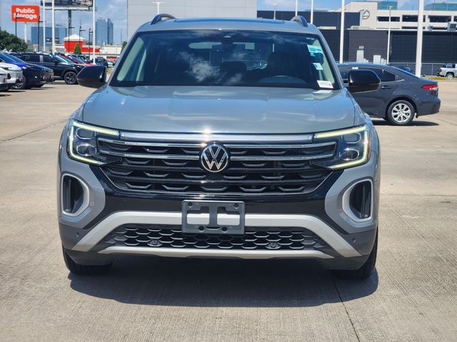 2024 Volkswagen Atlas 2.0T Peak Edition SE w/Technology Gray at Bayshore Chrysler Jeep Dodge Ram