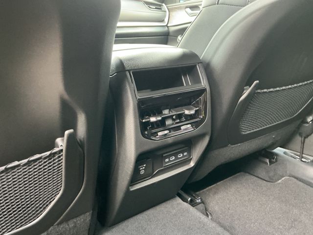 New 2027 Jeep Grand Cherokee SUV