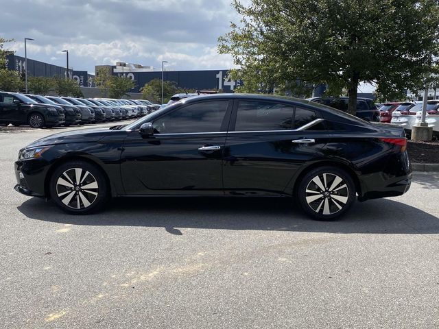 2022 Nissan Altima 2.5 SV 5