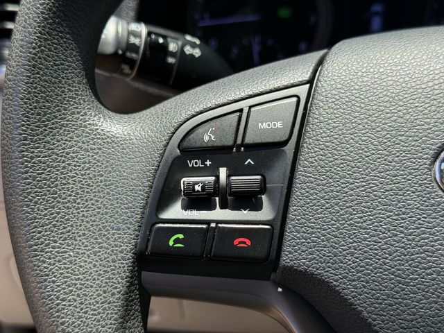 2016 Hyundai Tucson SE Gray at Community Honda