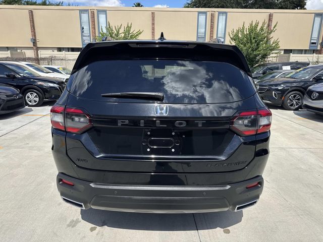 Used 2025  Honda Black Edition image 6