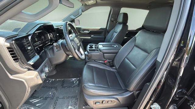 Used 2025 Black GMC SLT image 18