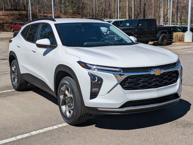 2025 Chevrolet Trax LT photo