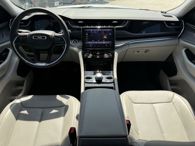 2022 Jeep Grand Cherokee Overland 4xe White at Central Houston Nissan