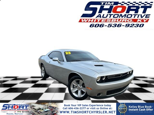 2023 Dodge Challenger SXT RWD