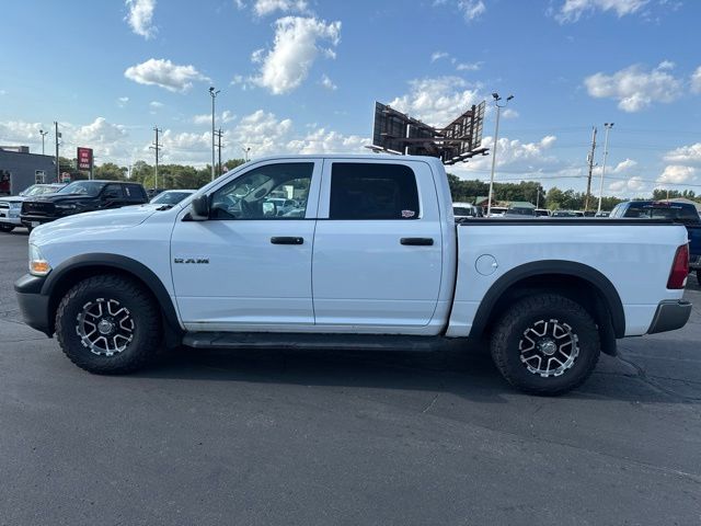 2010 Bright White Clearcoat Dodge 1500 ST 4X4 Truck