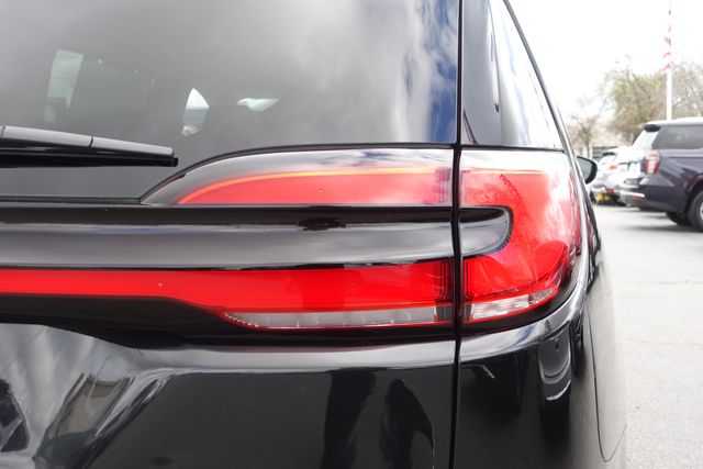 used 2022 Chrysler Pacifica car, priced at $22,235