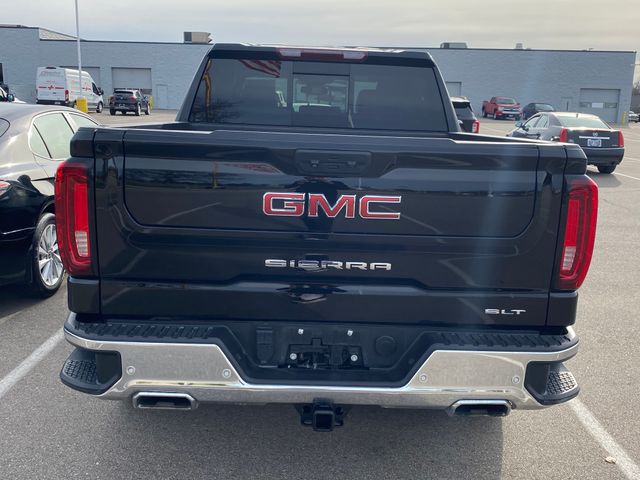 2023 GMC Sierra 1500 SLT 11