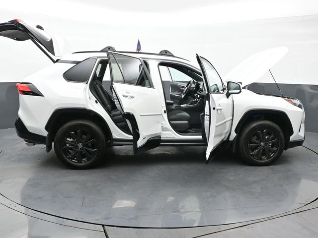 2024 Toyota RAV4 Hybrid SE 59