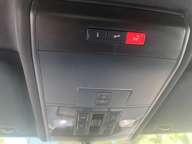 2023 Volkswagen Atlas Cross Sport 3.6L V6 SE w/Technology Silver at Sutliff Volkswagen