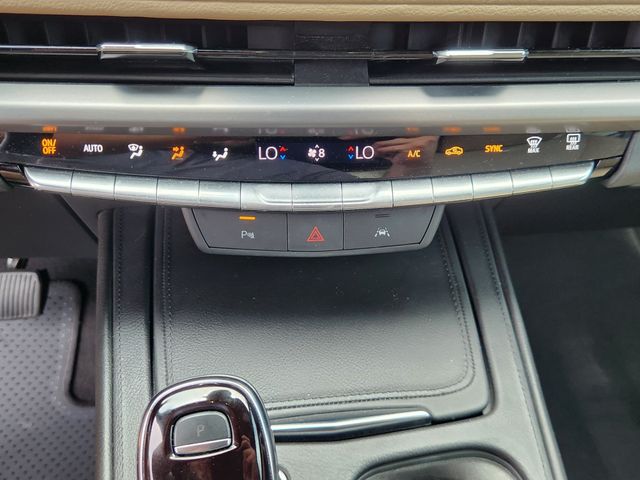 2024 Cadillac XT4 Luxury Silver at Tom Peacock Cadillac