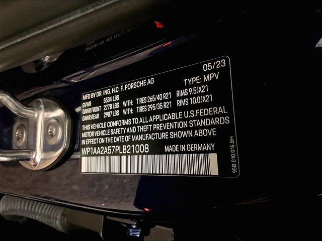 2023 Porsche Macan   at Audi Porsche Sewickley