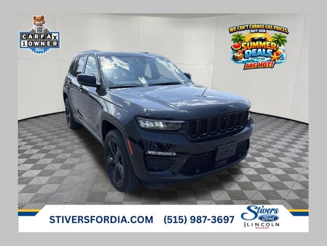 Diamond Black Crystal Pearlcoat 2024 Jeep Grand Cherokee Limited 4WD SUV / Crossover Four-Wheel Drive 8-Speed Automatic