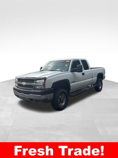 Olympic White 2004 Chevrolet Silverado 2500HD Work Truck Extended Cab 4WD Pickup Truck Four-Wheel Drive 4-Speed Automatic