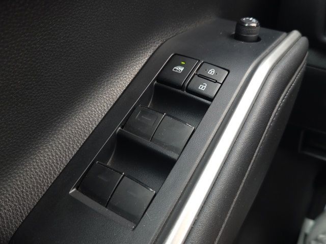Used 2022 Toyota Highlander Hybrid SUV