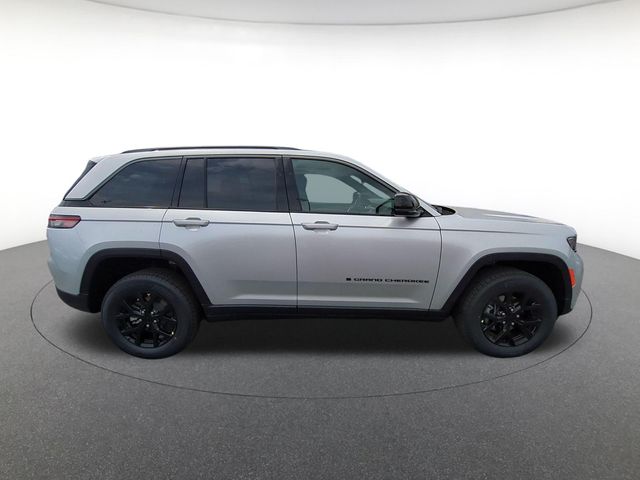 new 2026 Jeep Grand Cherokee car, priced at $41,127