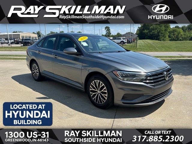 Platinum Gray Metallic 2019 Volkswagen Jetta Sedan Front-Wheel Drive 8-Speed Automatic