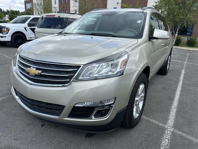 Champagne Silver Metallic 2014 Chevrolet Traverse SUV / Crossover Front-Wheel Drive 6-Speed Automatic