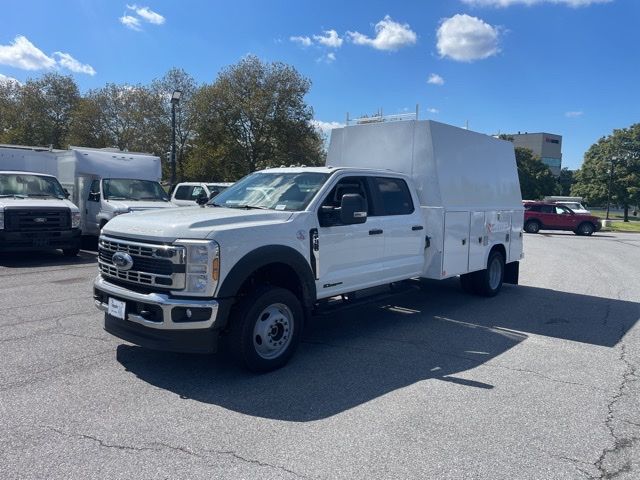 2025 Ford F-550 Super Duty 