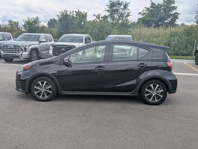 2018 Toyota Prius c - Image 2