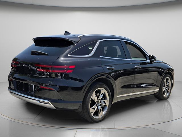 2025 Genesis Gv70 - $42,897