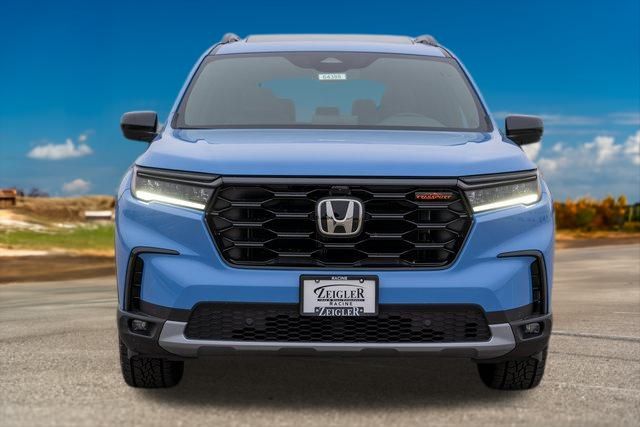 2025 Honda Pilot TrailSport 2