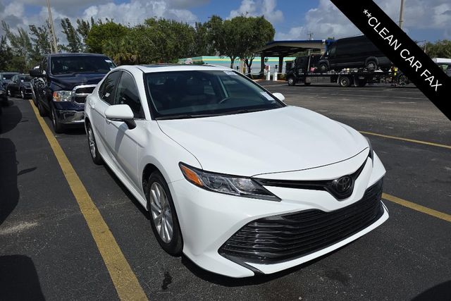 2019 Toyota Camry LE 2