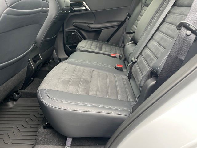 MitsubishiOutlander24