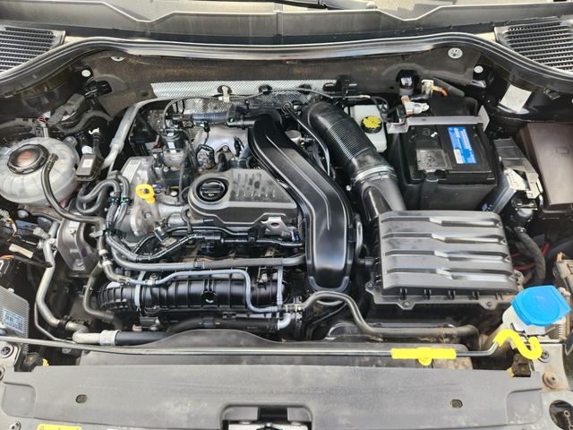 2022 Volkswagen Taos 1.5T SEL  at DeMontrond Auto Country