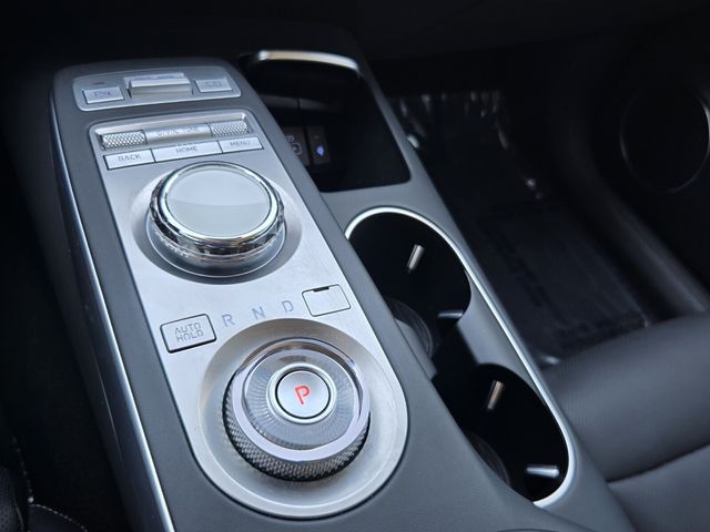 2024 Genesis Gv70 - $38,990