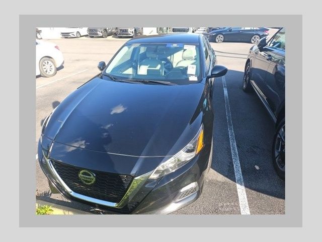 Super Black 2020 Nissan Altima 2.5 S AWD Sedan All-Wheel Drive Continuously Variable Transmission