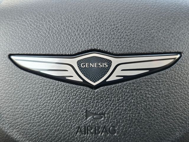 2027 Genesis GV70