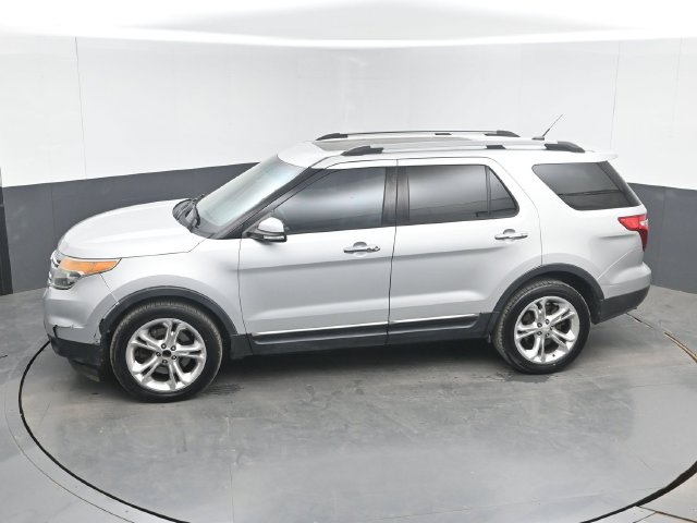Used 2014 Silver Ford Limited image 37