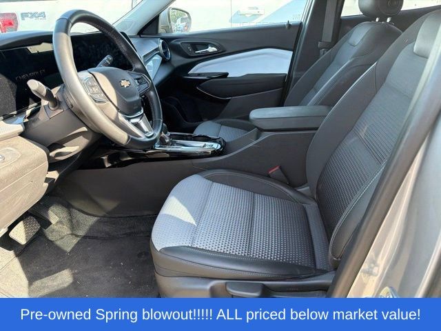 Used 2024 Sterling Gray Metallic Chevrolet LT image 19